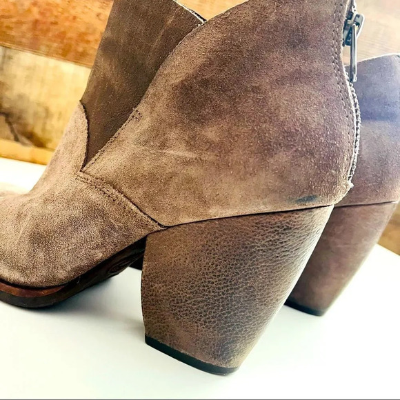 Korkease Castaneda In Castle Suede Bootie - Picture 9 of 10